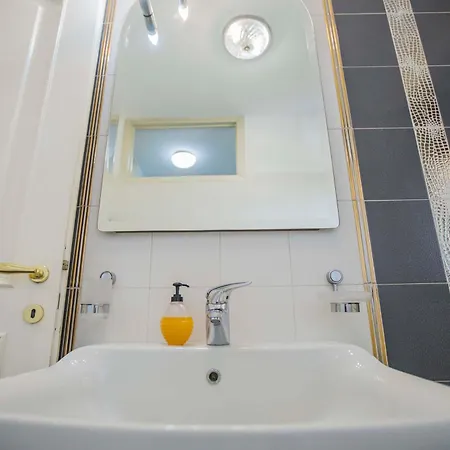 Casa Di Pucci Apartment Como