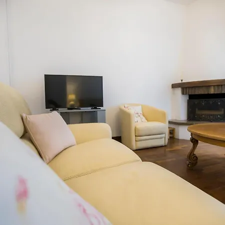 Apartment Casa Di Pucci Como